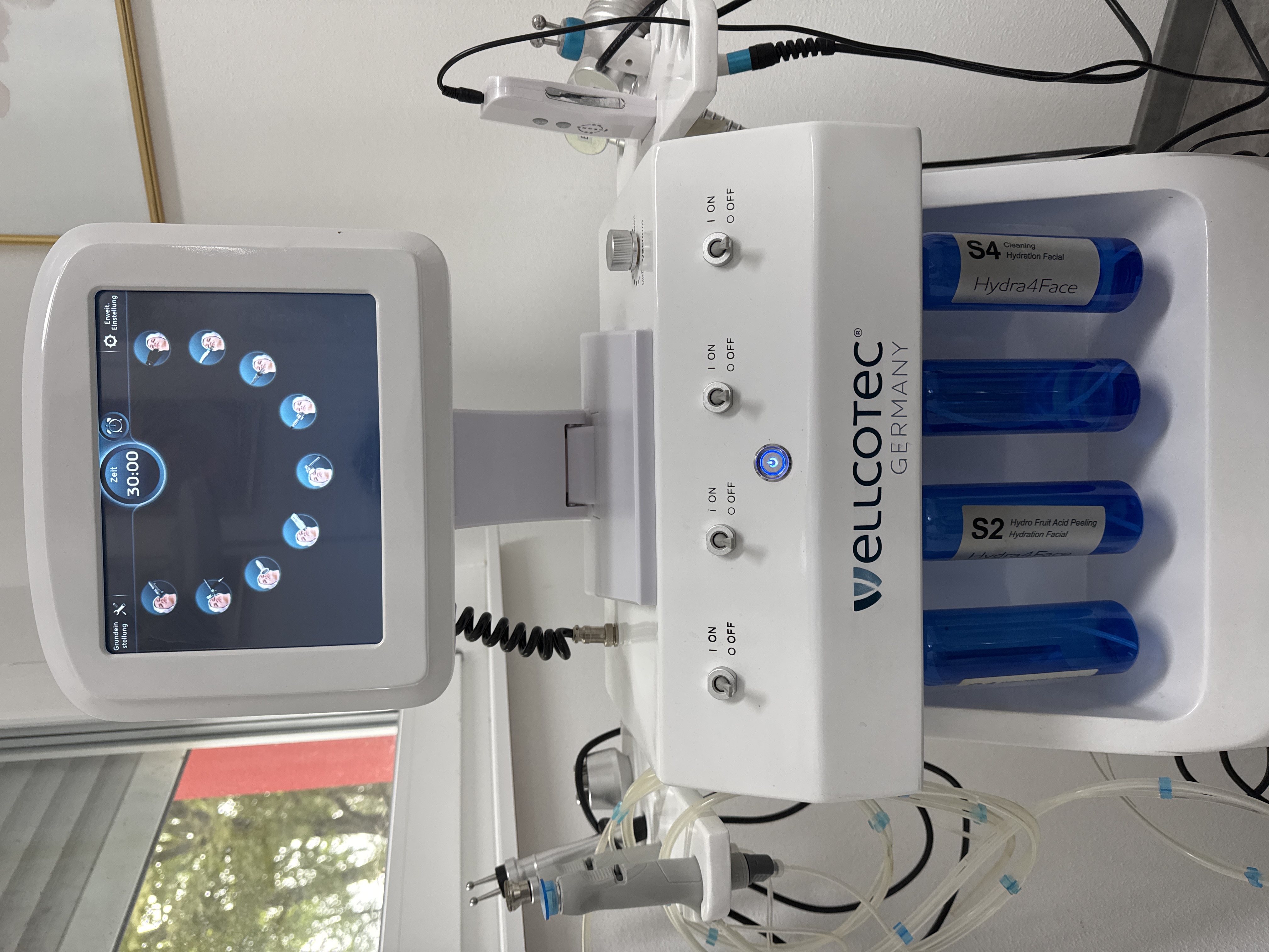 Hydra Facial 