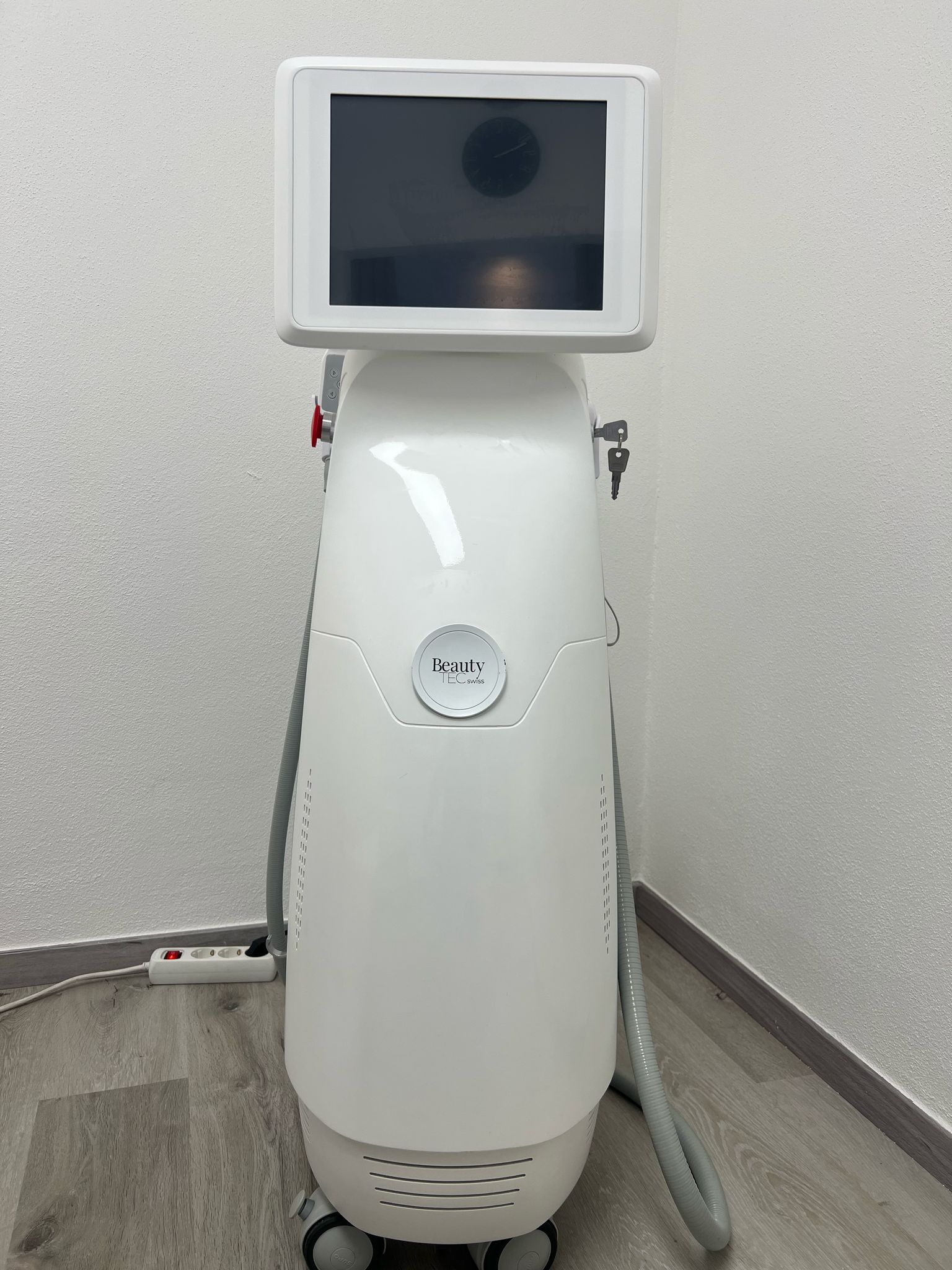 3-Wellen-Diodenlaser - Dauerhafte Haarentfernung