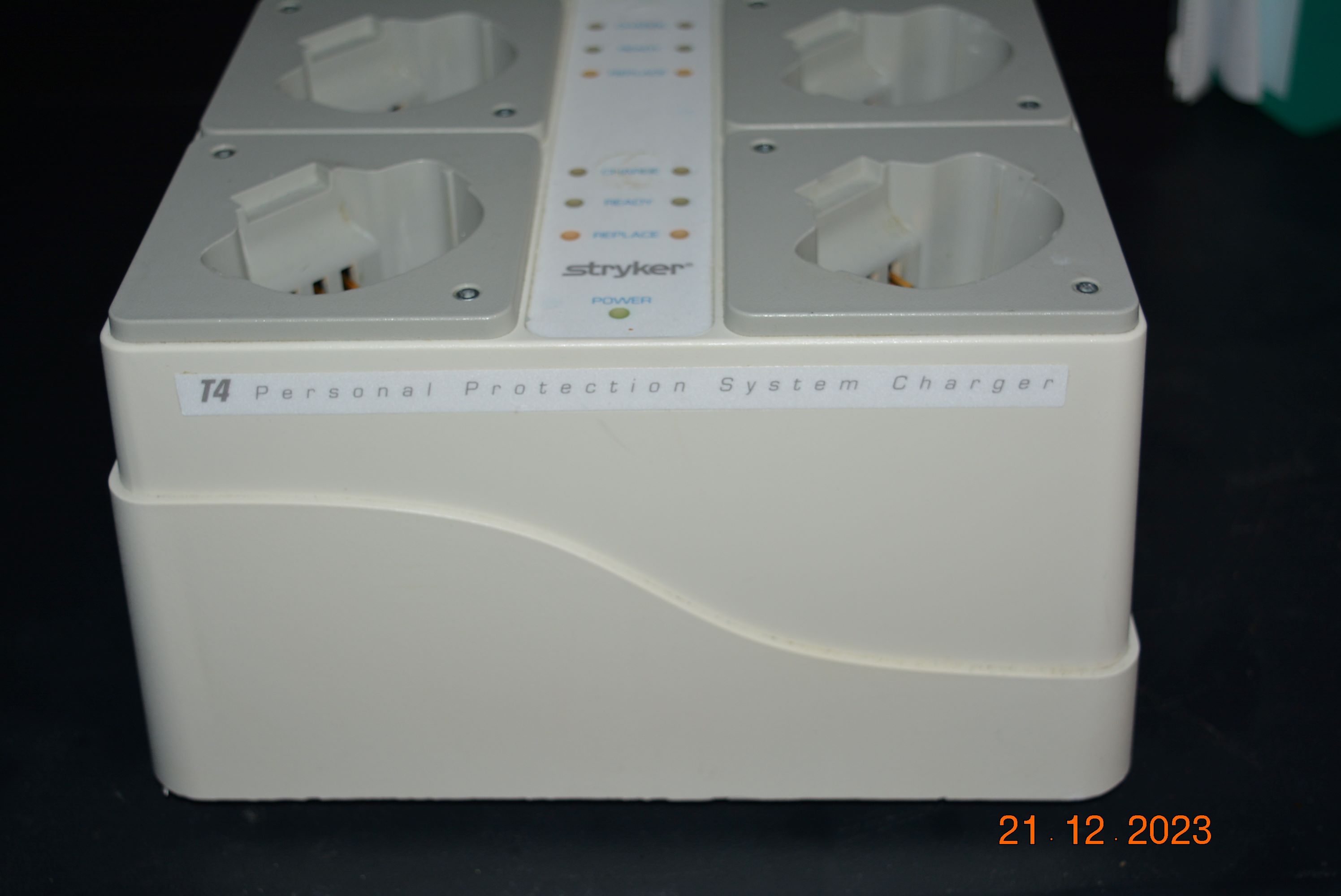 Stryker T4 Eight Station Battery Charger (40) BD - Bild 5
