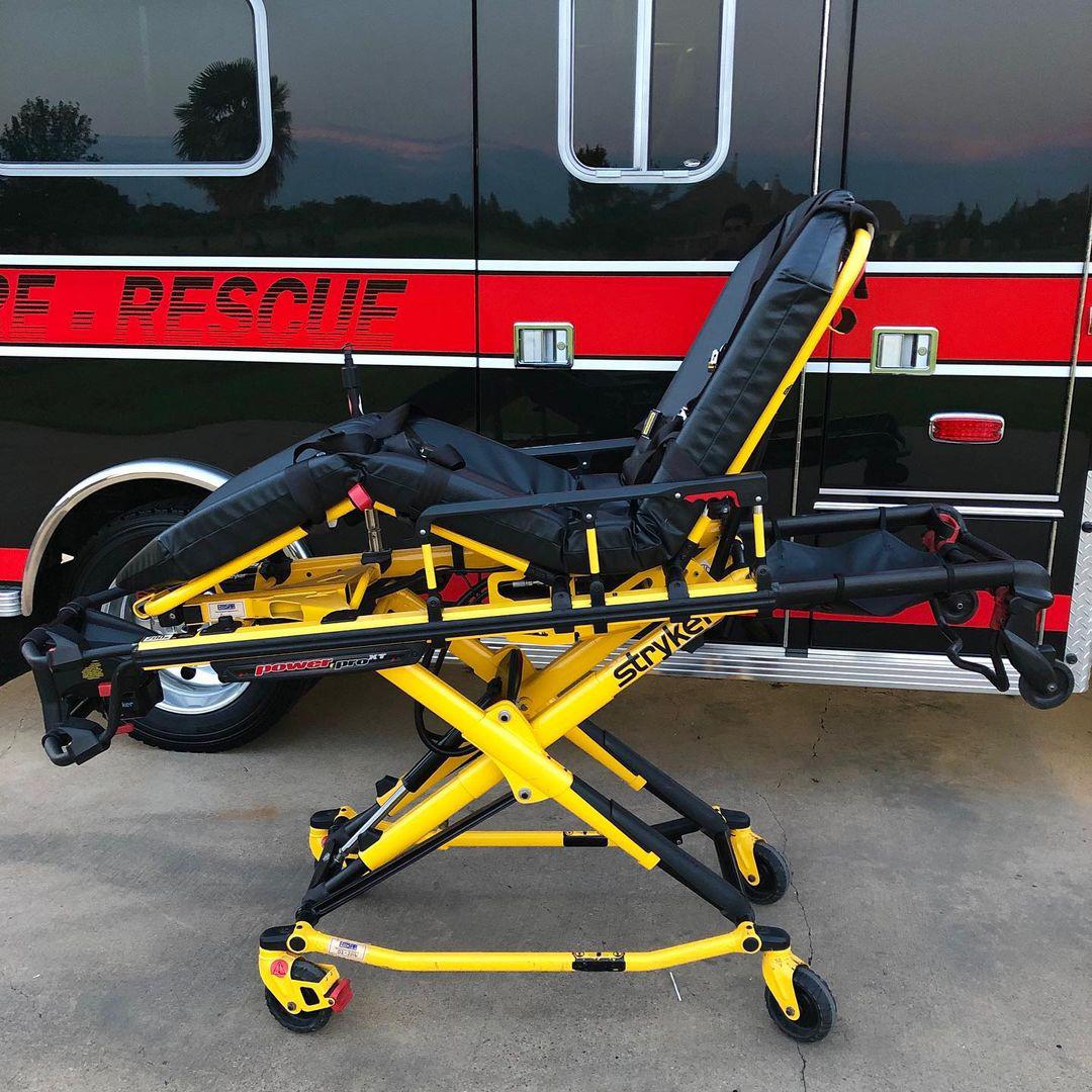 Stryker Power-PRO XT Ambulance Cot - 6506