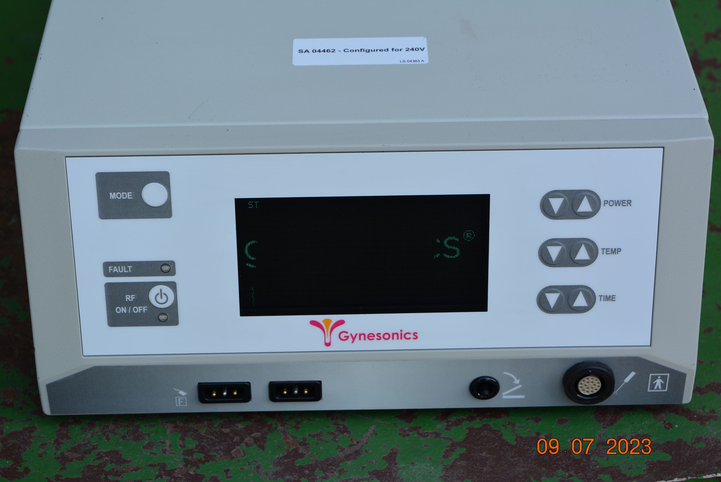 Gynesonics Sonata RFG VizAblate Ultrasound Radio  - Bild 2