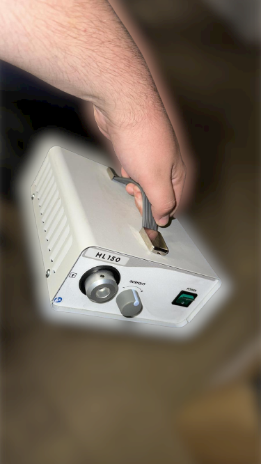Kaltlichtquelle ILO Electronics - HL150	 - Bild 3