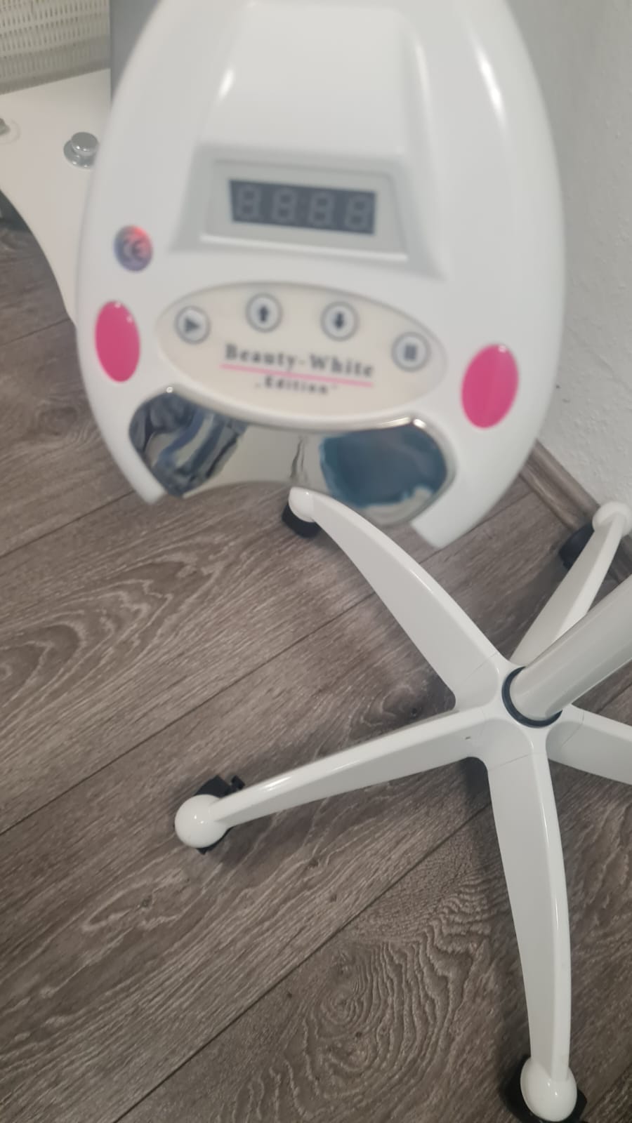 Zahnaufhelunngungsgerät von Beauty white - Bild 6
